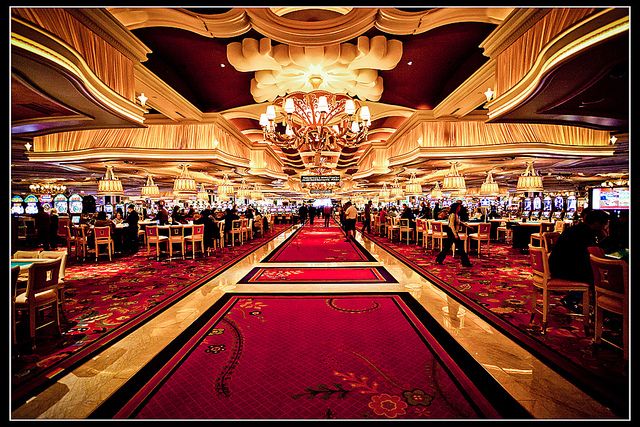 Red Rock Casino آن لائن کیسینو میں اصل گیمز